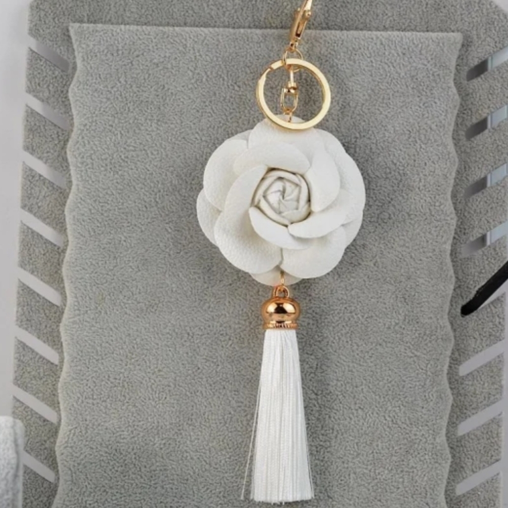 White Flower With Tassel Charm - Picture 3 of 3
